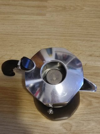 Cafetera Bialetti Brikka Italiana