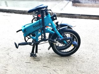 Bici eléctrica plegable MUY cuidada + extras