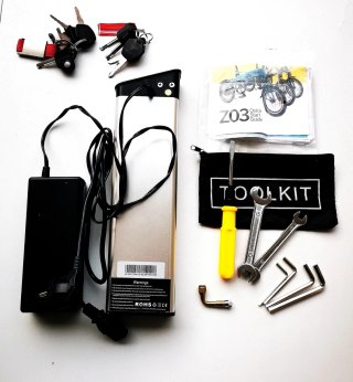 Bici eléctrica plegable MUY cuidada + extras