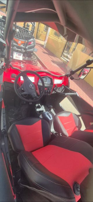 CFMoto ZFORCE 1000 Rojo/Negro