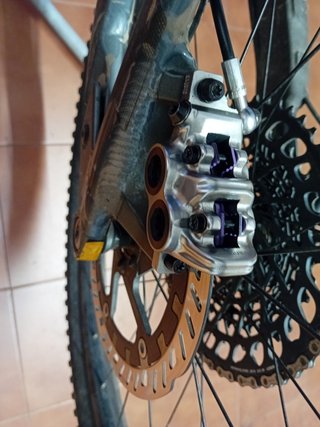 Bicicleta eléctrica Cube