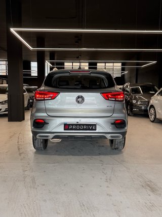 MG ZS 2023