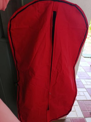 2 Fundas para trajes CH y Roberto Verino