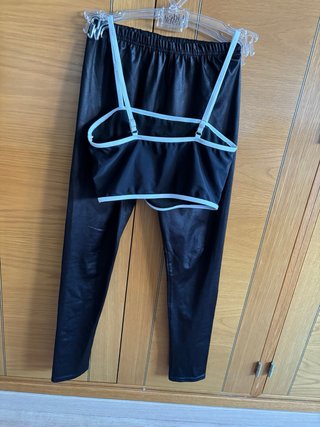 Conjunto deportivo talla S con sujetador y legging