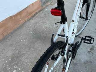 Bicicleta TREKKING mujer Paseo y Senderismo