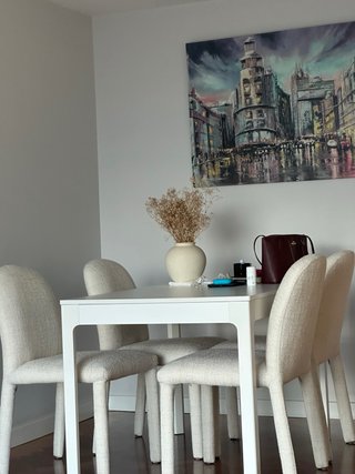 Mesa blanca extensible