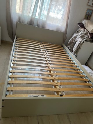 Cama individual beige/blanca