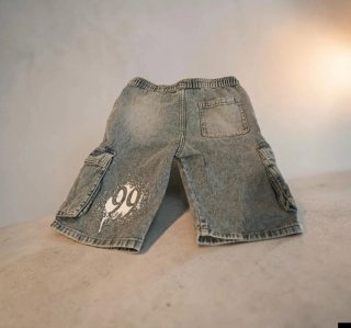 Shorts in denim per bambino con scritte 146 cm
