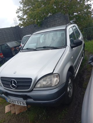 Mercedes-Benz Clase M 1999