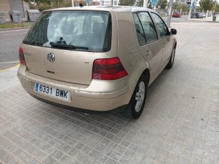 Volkswagen Golf 2003