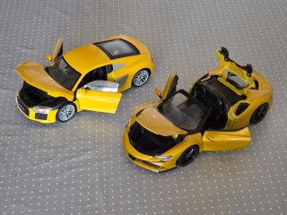 Maquetas Audi R8 y SF90