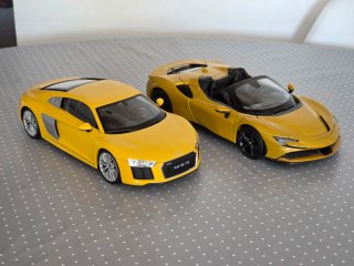 Maquetas Audi R8 y SF90