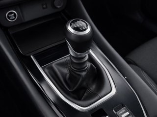 Nissan Qashqai DIG-T 140 mHEV Visia 103 kW (140 CV)