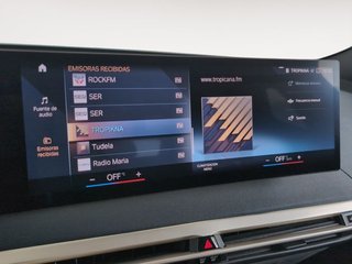 BMW iX xDrive40 240 kW (326 CV)