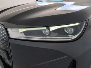 BMW iX xDrive40 240 kW (326 CV)