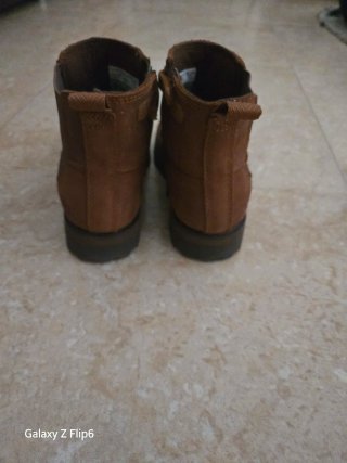 Botines de piel marrones