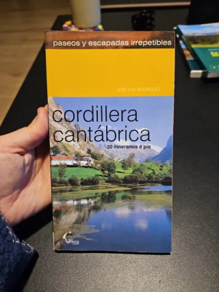 Cordillera cantábrica. 30 itinerarios a pie