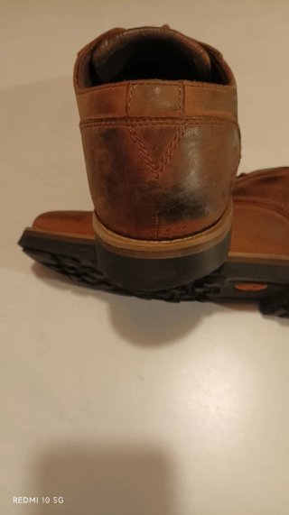 Sapatos Pele Castanho