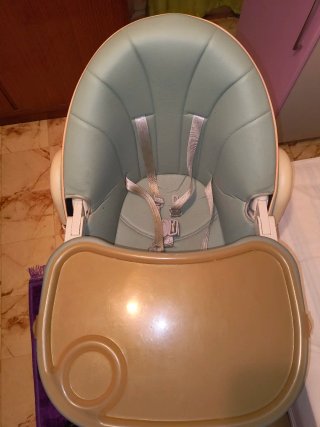 Trona de bebé en perfecto estado