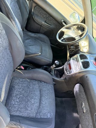 Peugeot 206 2004