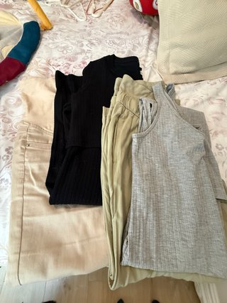 Lote Ropa Premamá: 3 Pantalones y 2 Vestidos