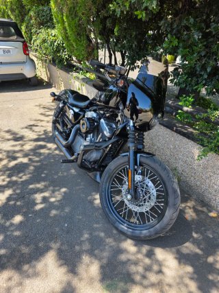 Harley Davidson Sportster 1200 Nightster Negra