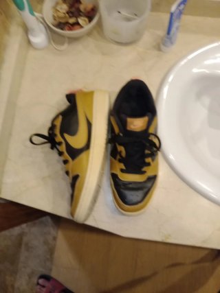 Zapatillas Nike Marrón y Negro