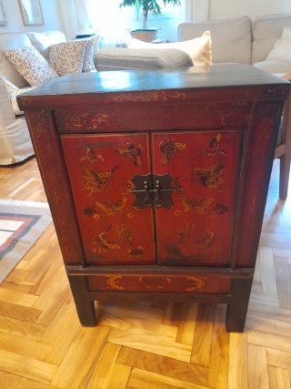 Mueble oriental madera rojo y dorado