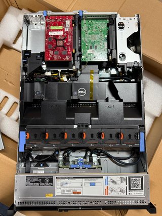 Dell Precision Rack 7910 Xeon E5-2609v3/8GB/1TB