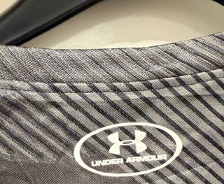 Camiseta deportiva Under Armour manga larga