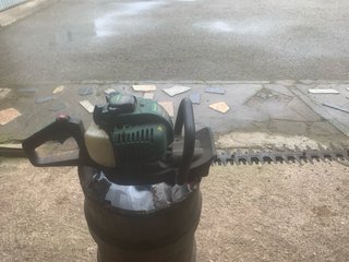 Cortasetos gasolina Powerplus