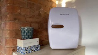 Mini refrigerador Russell Hobbs blanco y madera