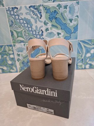 Sandali NeroGiardini Pelle Bianco/Nude Tg 40
