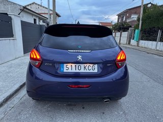 Peugeot 208 GTline
