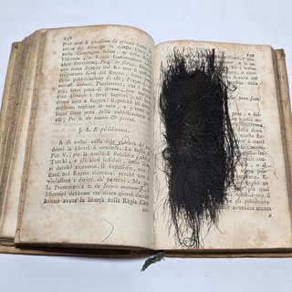 Libro Antico 1784 Leggi Napoletane con Inserto.