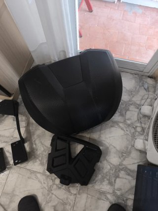 Baúl Shad Moto SH58X Negro + base soporte baúl