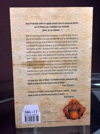 Novela El Atlético invisible de Terry Pratchett