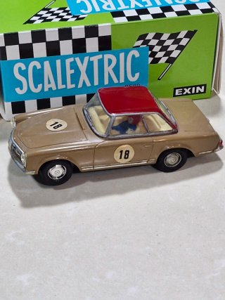 Scalextric Mercedes 250 SL
