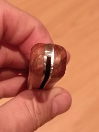 Herramienta de corte. Olivo.