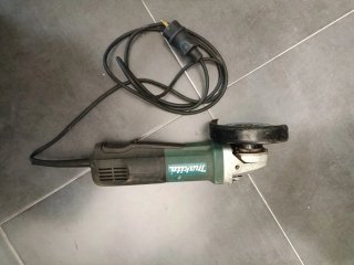 Amoladora angular Radial Makita