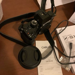 Fujifilm X-S10 + 15-45mm | Solo 1.100 disparos