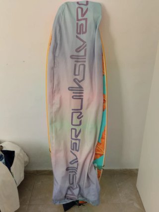 Tabla surf Olaian + funda Quiksilver
