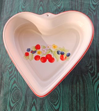 Stampo Tognana a di forma cuore in porcellana