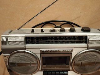 Radio Cassette Sharp GF-4500 Plata,