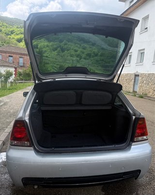 BMW Compact 2004