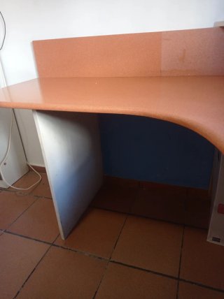 Escritorio DF Silestone Naranja