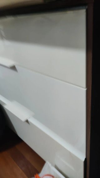 Cómoda 3 cajones blanca y madera