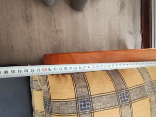 Sofá cama tela y madera