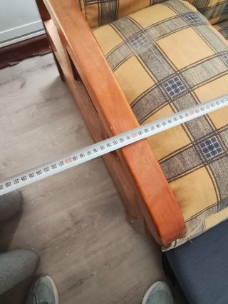 Sofá cama tela y madera