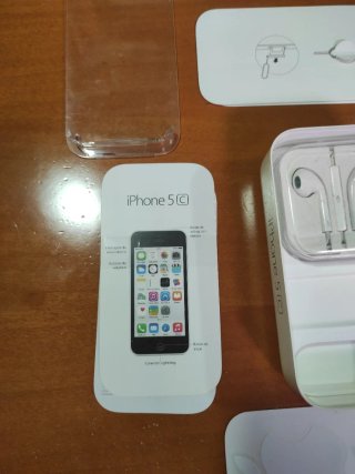 iPhone 5C Nero e Bianco